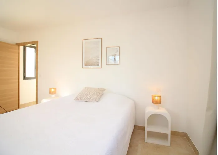 Familiale Avec Piscine,15 Min Des Plages Villa