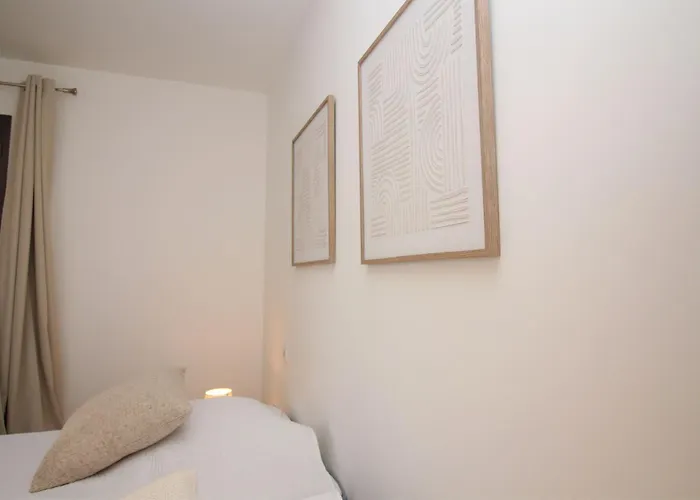 Familiale Avec Piscine,15 Min Des Plages Villa